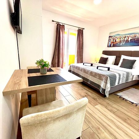 Apartments Sunset มลินี ภายนอก รูปภาพ