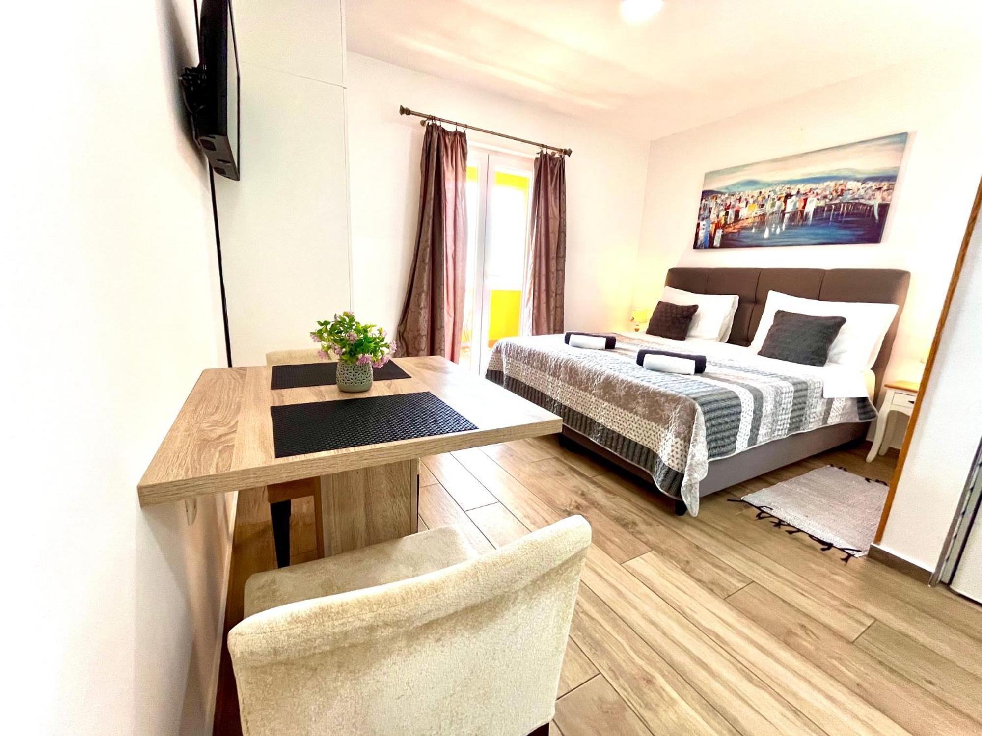 Apartments Sunset มลินี ภายนอก รูปภาพ